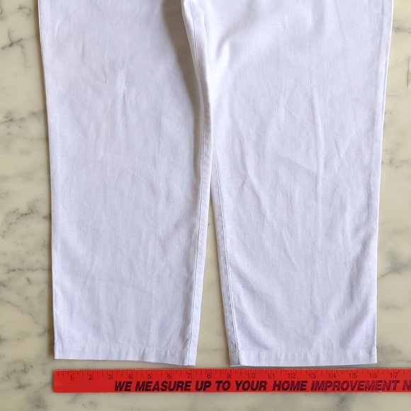 NWOT. Linen White High-Waisted Cropped Pant. - Picture 3 of 7
